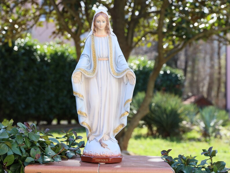 Solid Marble Powder Our Lady of Grace Statue, 40 Cm Virgin Mary Statue ...