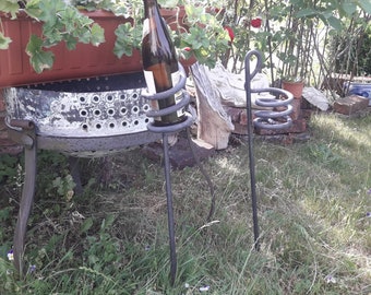 Beer bottle holder hand-forged / ideal souvenir garden party / heavy version / each holder is unique