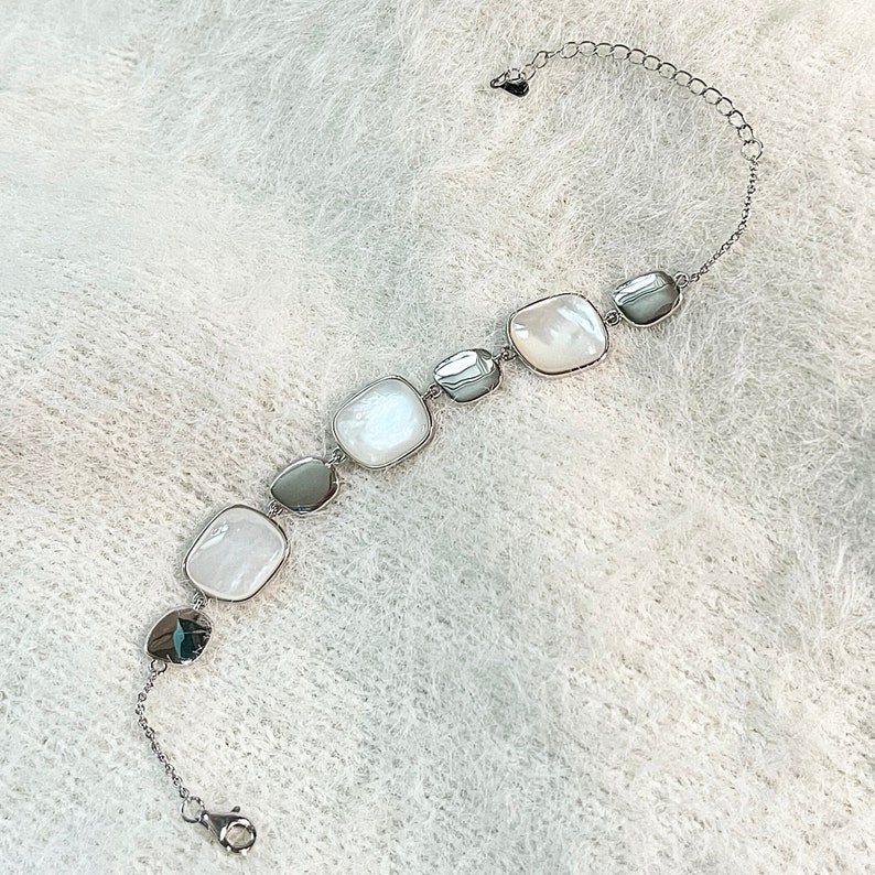 Elle Friendship Bracelet Rose Gold in Rose Mother of Pearl main image 1