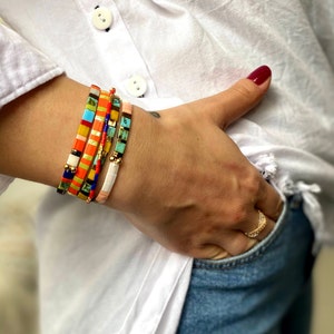 Handgjorda Miyuki Tila-armband: Boho stapelbart pärlarmband