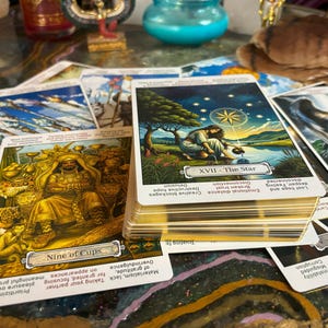 Tarot de la sagesse de Thelemic : améliorez votre intuition avec le guide