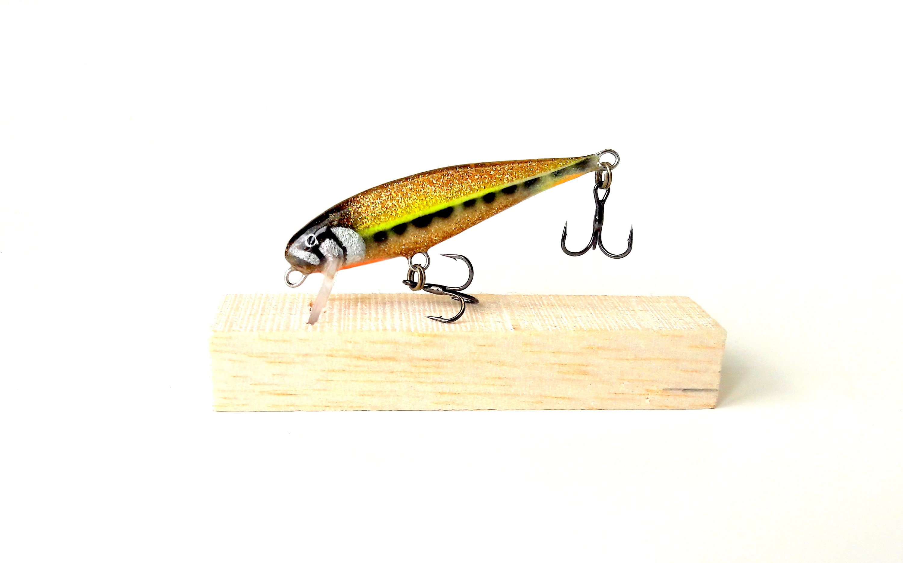 Custom Wooden Handmade Fishing Lure Minnow for Trout 60mm. S 
