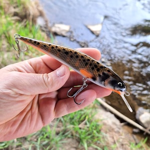Handmade Wooden Fishing Lure 14cm – Crankbait Wobbler for Pike, Bass, Predator Fish