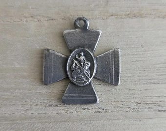 Colgante de cruz vintage de San Cristóbal "Soy surfista"