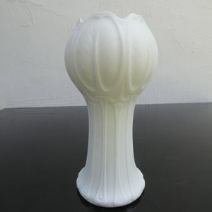 Hutschenreuther White Bisque Porcelain Vase / Design by HANS ACHTZIGER / Art Nouveau Style Mid Century Modern 1970s