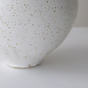 Small Nordic Handmade Vase,White Ceramic Bud Vase,Speckled Minimalist Vase,Unique Mini Vase, Ceramic Flower Vase, Handmade Modern Vase image 10