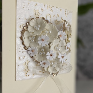 Biglietto d'auguri con cuore 3D in pizzo