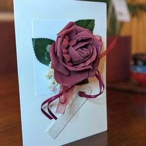 Tarjeta de San Valentín con rosa en 3D