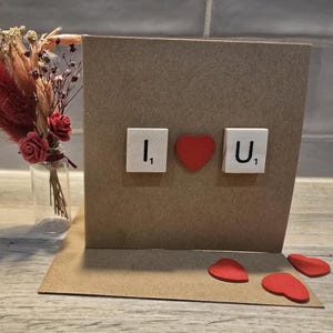 Tarjeta de "Te amo", San Valentín, tarjeta de amor romántica, Galentines, aniversario, esposa-esposo-novia-novio-pareja, tarjeta Kraft de Scrabble para el Reino Unido