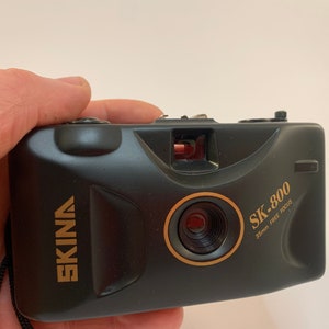 Skina SK-800 Point & Shoot Film Camera