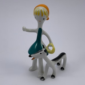 Vintage Hungary Hollohaza Porcelain Figurine
