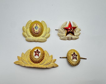 Set di 4 coccarde militari d'epoca dell'URSS