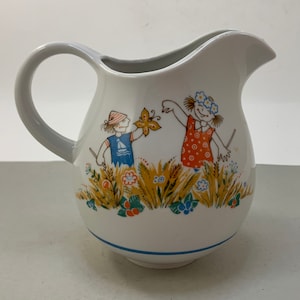 Vintage Baranovka USSR Porcelain Milk Jug