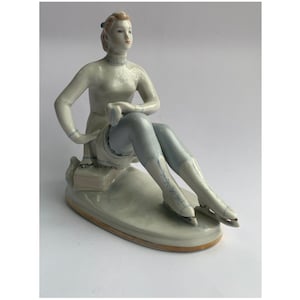 Vintage Lomonosov LFZ 1960s Ice Skating USSR Porcelain Figurine