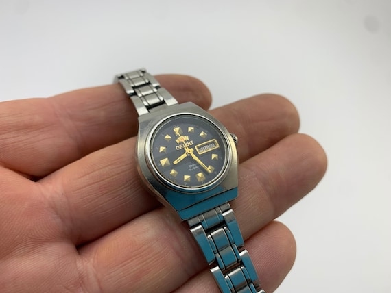 Orient 21 Jewels Crystal Women's Wrist Watch - Etsy