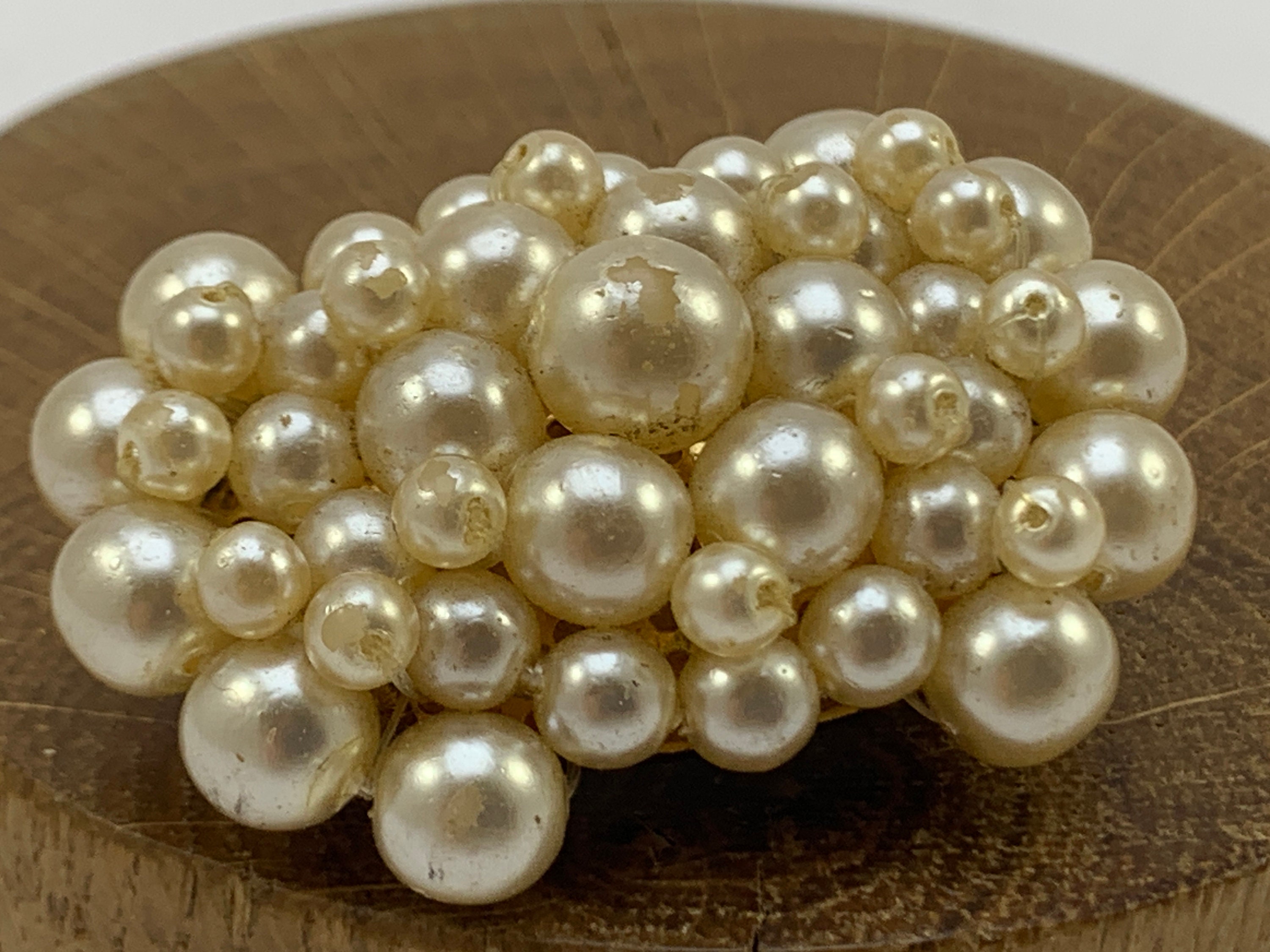 ヴィンテージチェコブローチ - Etsy 日本