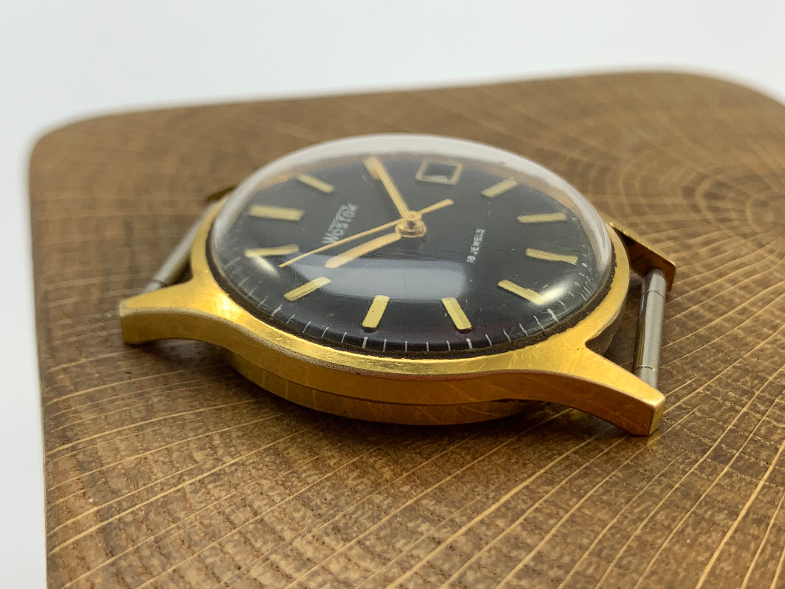 Wostok 18 Jewels USSR Wrist Watch - Etsy