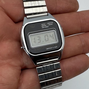 Vintage Electronics 5 Watches