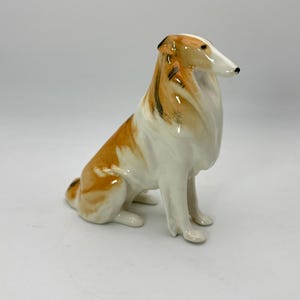Figura de perro de porcelana vintage de la URSS de la LFZ de Lomonosov