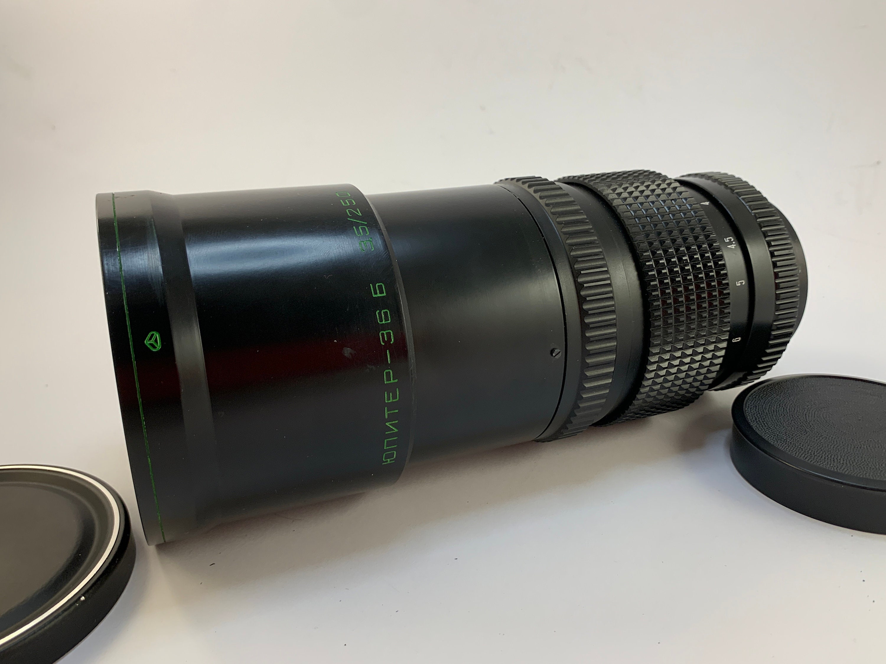 Vintage Jupiter-36b 135 Mm F/3.5 Lens Mount Pentacon Six Kiev 60
