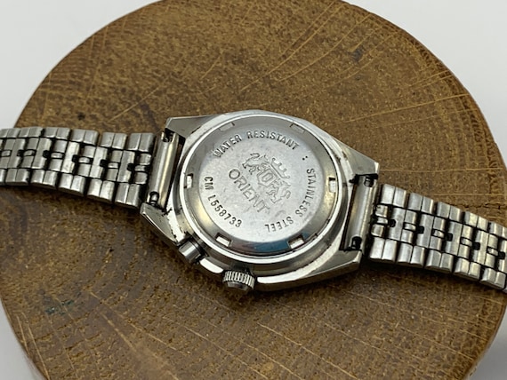 Orient 21 Jewels Crystal Women's Wrist Watch - image 6