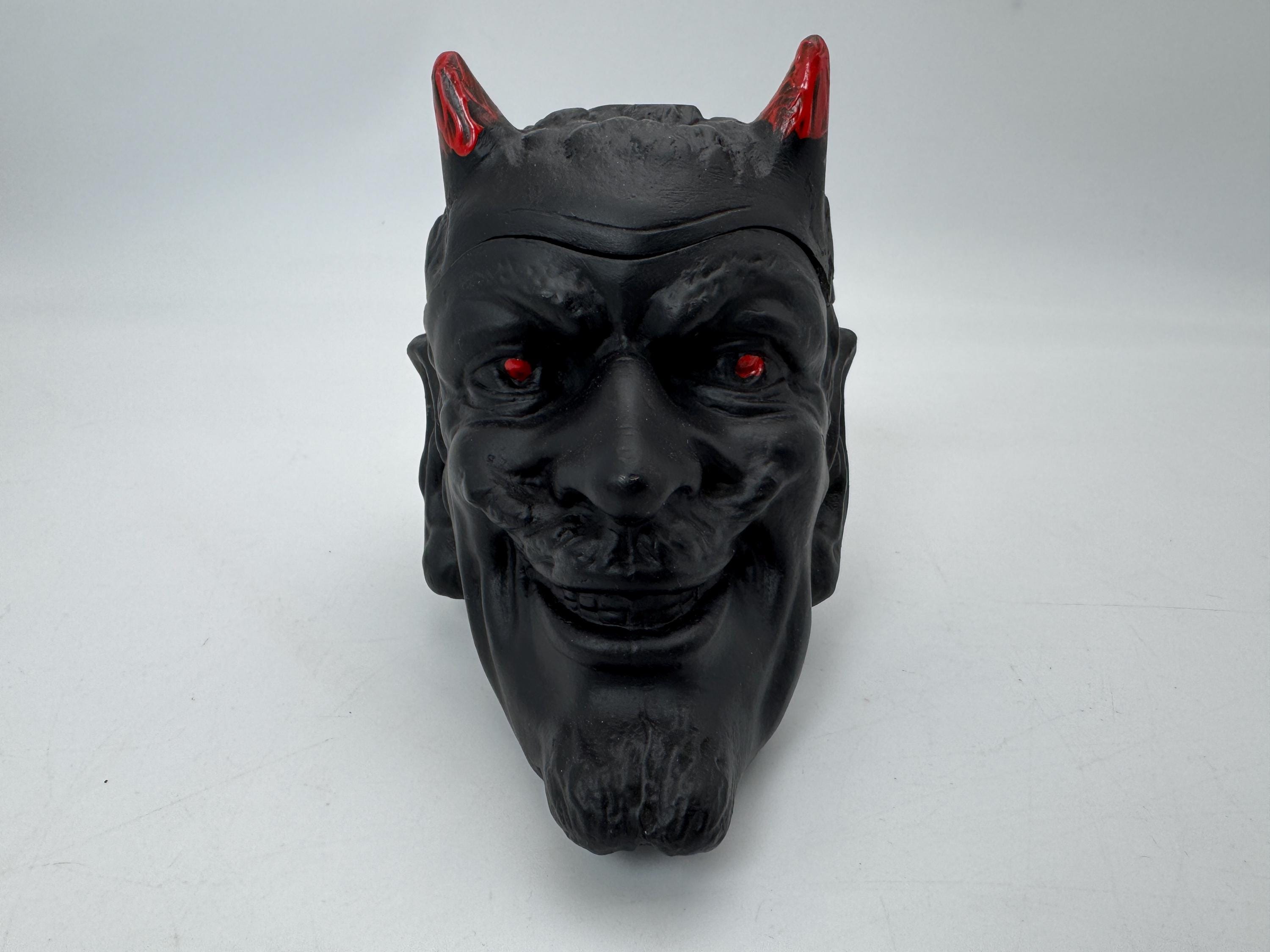 悪魔 ビンテージ 灰皿 巻きタバコ スカル