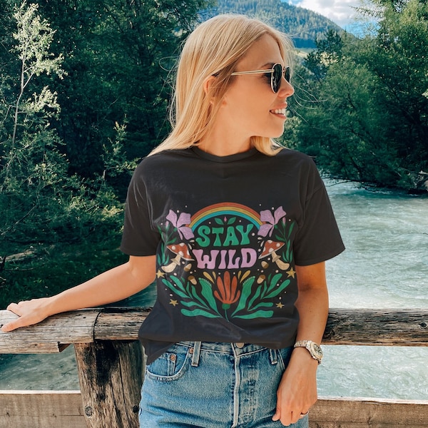 Stay Wild - Hippie Graphic T-shirt