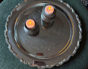 Vintage Wm A Rogers Oneida Silver Plate 15" Scalloped Edge Serving Tray