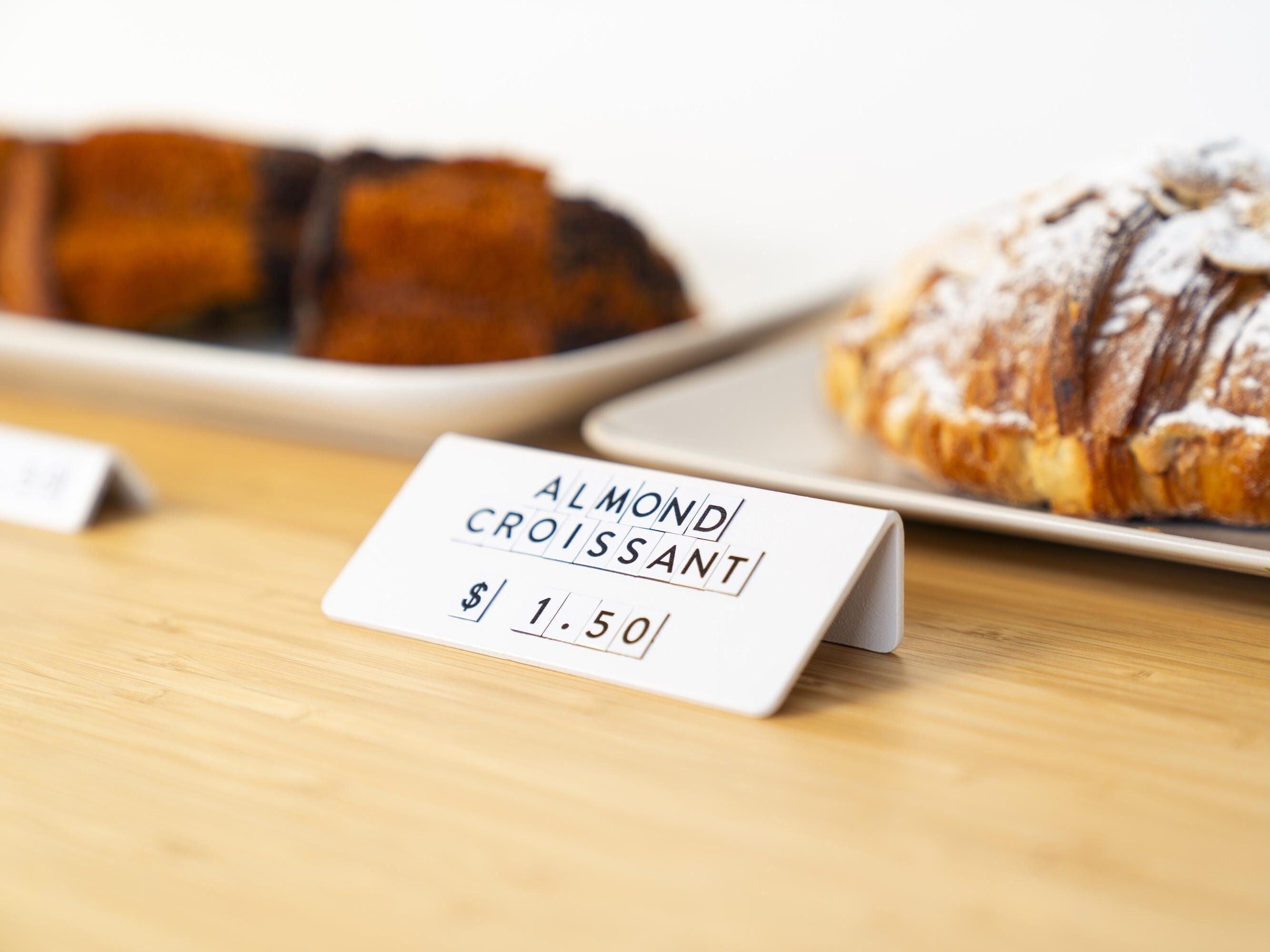 Counter signs with small magnetic letters, Metal counter sign with changeable letters for bakeries, Tabletop signs for coffee shops