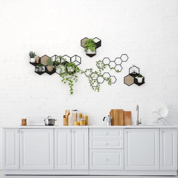 Oversized Wall Decor Metal, Honeycomb Wall Planter Set, Hexagon Planter  Shelf, Wall Hanging Planters Indoor, Geometric Hanging Planter - Etsy