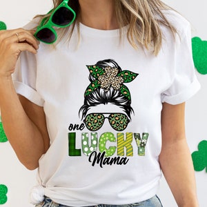 One Lucky Mama Shirt - St Patrick&#39;s Day Women&#39;s Tee