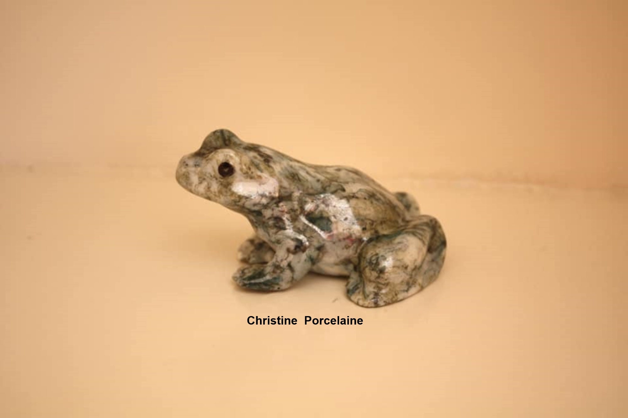 Figurine Grenouille en Porcelaine Fine Peinte à La Main, Décor Marbré Irisé Vert