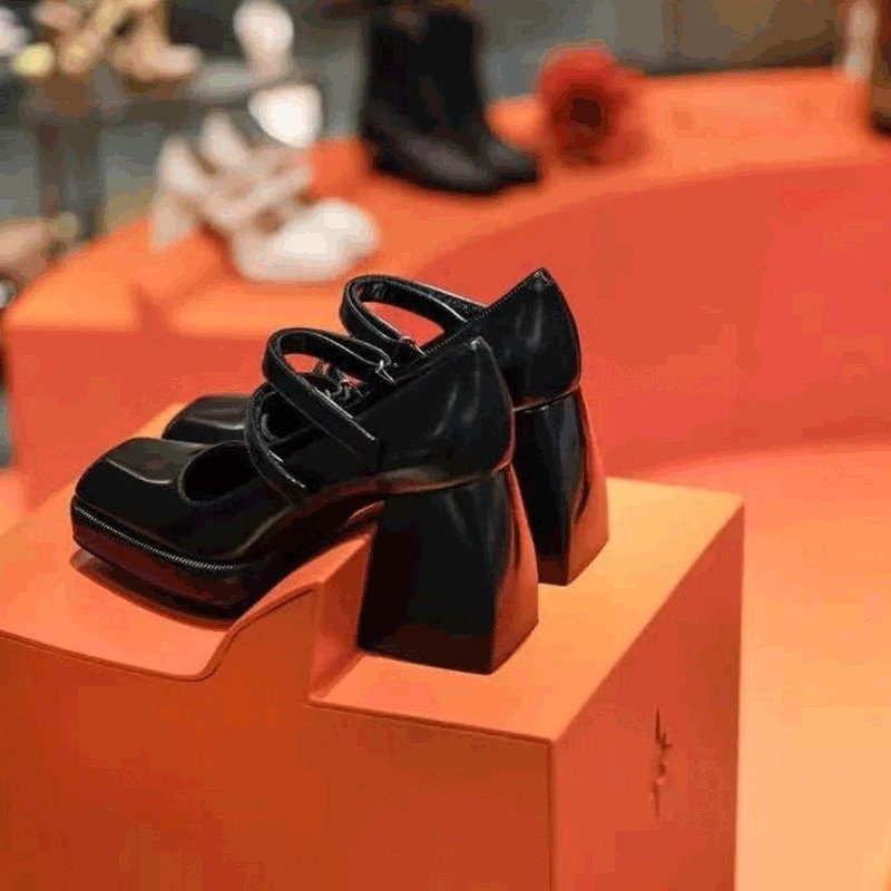 popular high heels 2021