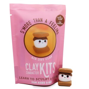 S'more Than A Feeling DIY-Set aus lufttrocknender Modelliermasse | Niedliches S'more-Bastelset mit Marshmallow und Schokolade | DIY-Geschenk für Kinder und Erwachsene