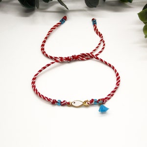 Pulsera griega Martis / Martenitsa / Brazalete de protección solar de marzo / Pulsera de mal de ojo / Martaki tradicional griega / Regalo de pulsera Baba Marta White fish + tassel