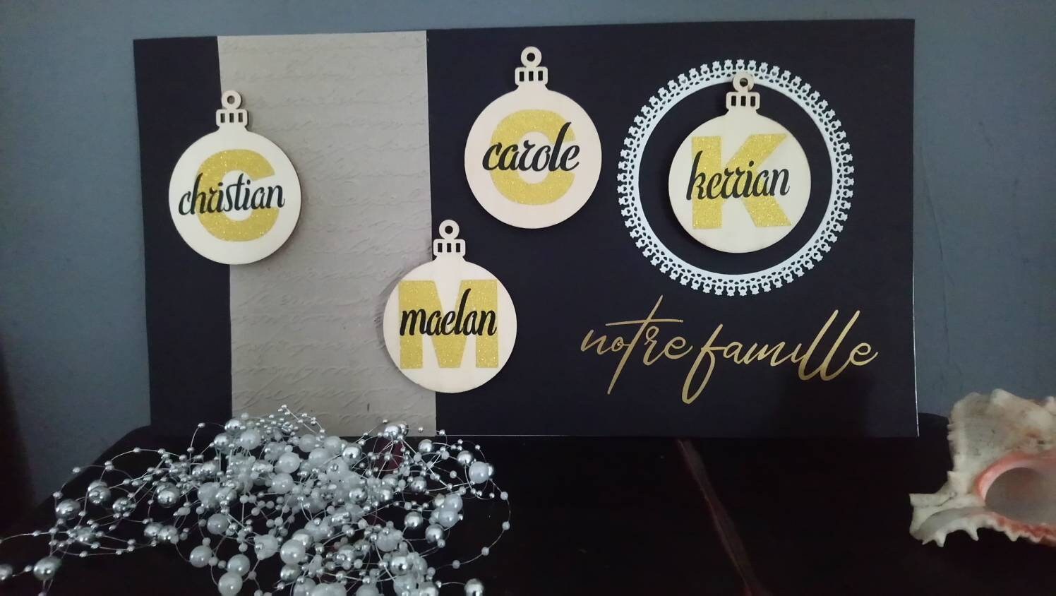 Cadre Famille Personnalisé Boule Noel en 3D