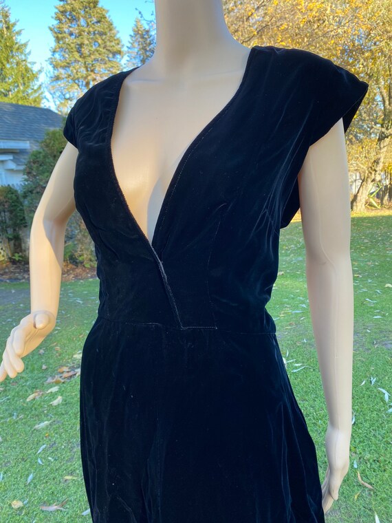 Lillie Rubin Velvet Dress - image 8