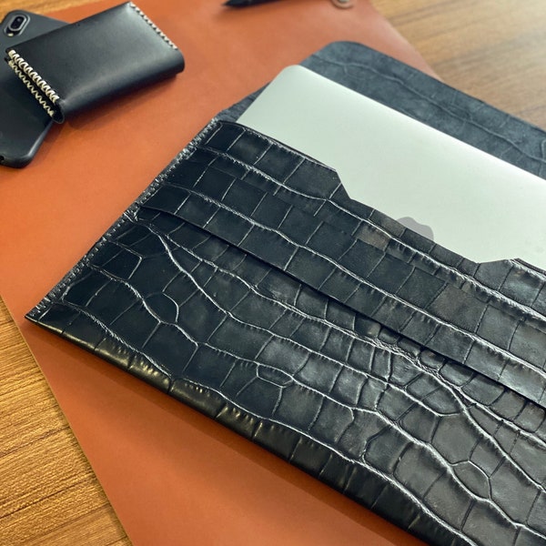 Macbook Air Sleeve / Macbook Pro Case / Crocodile Embossed Genuine Leather / Black Leather Laptop Bag / Macbook 13" 14" 15" 16" Compatible