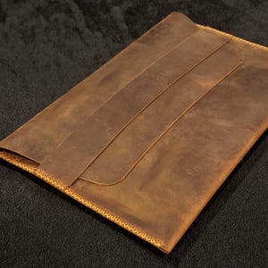 Handmade Leather Macbook Sleeve: Fits 13-16 inch Macbook Pro/Air