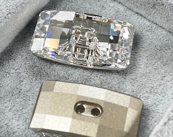 Bottoni rettangolari in cristallo Swarovski 3093 – Oro e cristallo, 30 x 16 mm