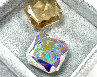 Swarovski 4675 Pietra Fantasia Ottagonale Quadrata 23 mm - Cristallo AB e Ombra Dorata