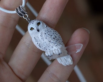 Owl necklace Snowy owl Gufo polymer clay