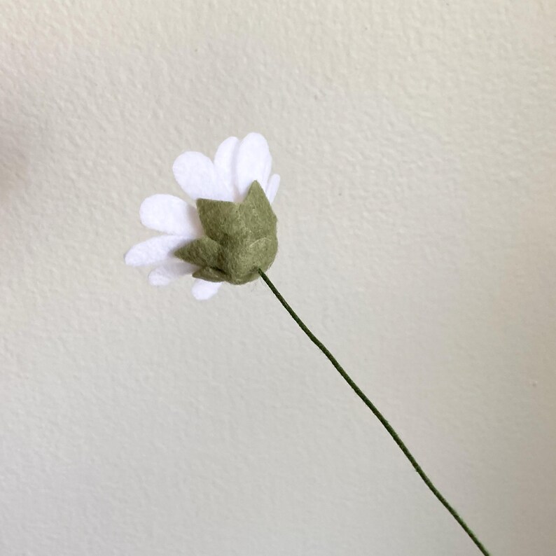 Felt daisy individual custom stem, build your own bouquet, get well flowers, sympathy, wedding, memorial, funeral, hypoallergenic image 4