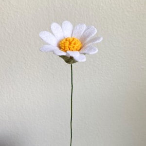 Felt daisy individual custom stem, build your own bouquet, get well flowers, sympathy, wedding, memorial, funeral, hypoallergenic image 3