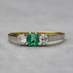 Antique Emerald & Diamond Ring