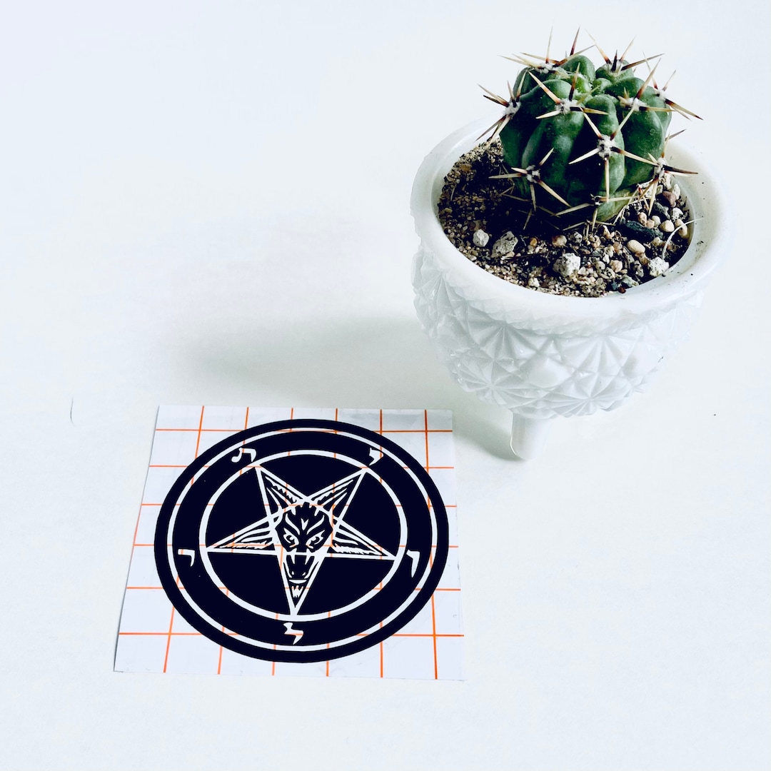 Bandiera Baphomet 3x5 Ft - Chiesa Di Satana - Pentagramma Rovesciato Nero - 100D