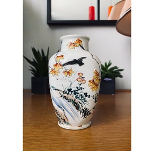 Antique Japanese vase from the early 20th century, Meiji period, Banko, Japan