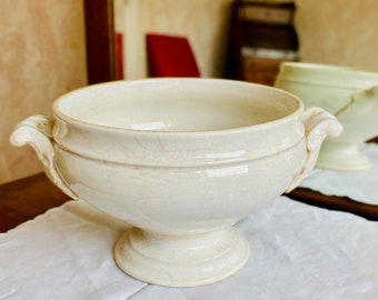 Gien earthenware vegetable dish - France