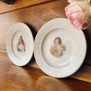 Pair of Saint Amand Hamage plates