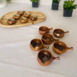 Small miniature stoneware potteries, taraiettes from Provence - Marseille - France